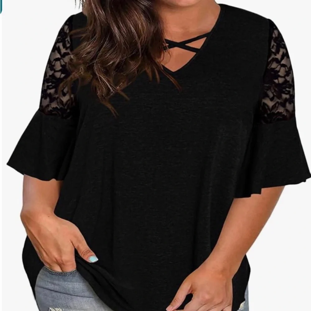 Black tunic with lace. Short sleeve - Picture 1 of 2